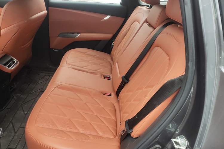 Used CHANGAN CS75 PLUS 2025 4th Generation 1.5T New Blue Whale Smart Flagship Version Left Rear Seat