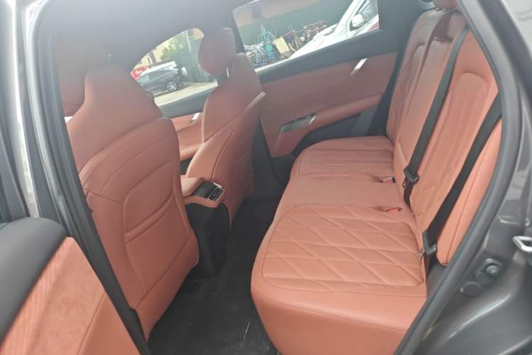 Used CHANGAN CS75 PLUS 2025 4th Generation 1.5T New Blue Whale Smart Luxury Edition Left Rear Seat