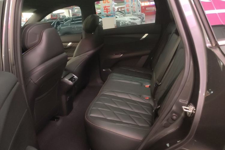 Used CHANGAN CS75 PLUS 2025 4th Generation UItra 2.0T New Blue Whale Smart Intelligent Powertrain Version Left Rear Seat