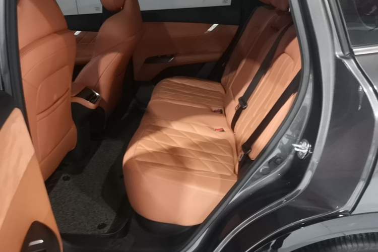 Used CHANGAN CS75 PLUS 2025 4th Generation 1.5T New Blue Whale Smart Luxury Edition Left Rear Seat