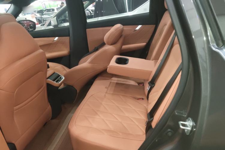Used CHANGAN CS75 PLUS 2025 4th Generation 1.5T New Blue Whale Smart Luxury Edition Left Rear Seat