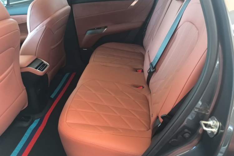 Used CHANGAN CS75 PLUS 2025 4th Generation 1.5T New Blue Whale Smart Flagship Version Left Rear Seat