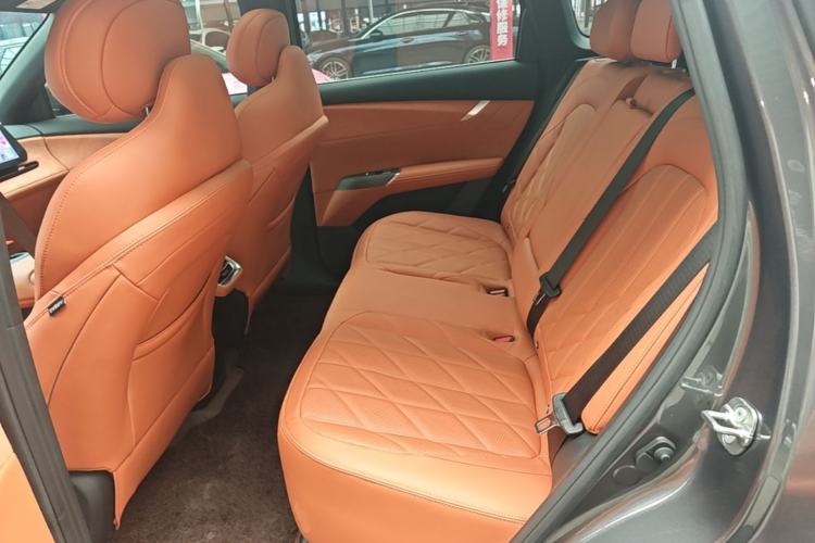 Used CHANGAN CS75 PLUS 2025 4th Generation UItra 2.0T New Blue Whale Engine – Wind Style Left Rear Seat
