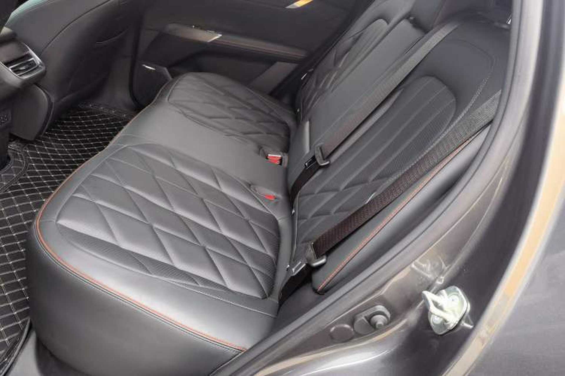 Used CHANGAN CS75 PLUS 2025 4th Generation UItra 2.0T New Blue Whale Smart Intelligent Powertrain Version Left Rear Seat