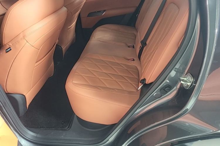 Used CHANGAN CS75 PLUS 2025 4th Generation 1.5T New Blue Whale Smart Luxury Edition Left Rear Seat