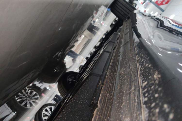Used CHANGAN CS75 PLUS 2025 4th Generation 1.5T New Blue Whale Smart Luxury Edition Left Side Sill