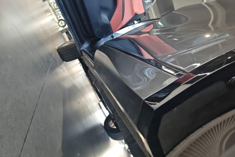 Used CHANGAN CS75 PLUS 2025 4th Generation 1.5T New Blue Whale Smart Flagship Version Left Side Sill