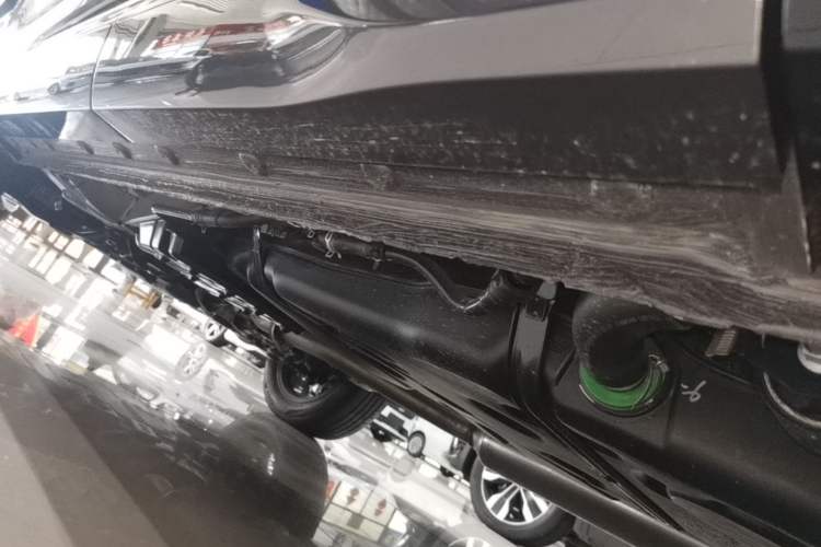 Used CHANGAN CS75 PLUS 2025 Model, 3rd Generation Champion Edition 1.5T Jinghang Version Left Side Sill