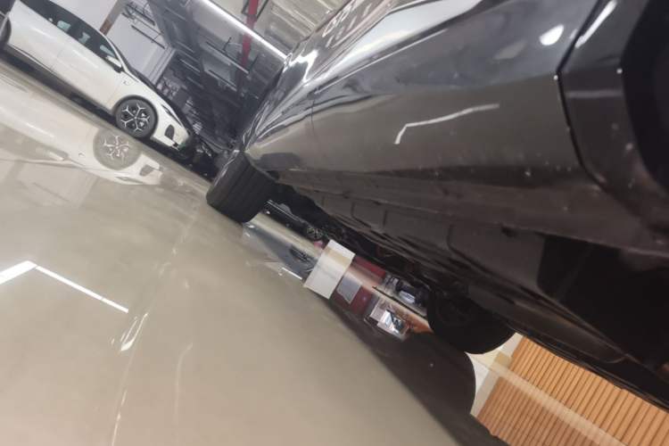 Used CHANGAN CS75 PLUS 2025 4th Generation UItra 2.0T New Blue Whale Smart Intelligent Powertrain Version Left Side Sill