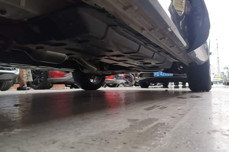 Used CHANGAN CS75 PLUS 2025 4th Generation 1.5T New Blue Whale Smart Luxury Edition Left Side Sill