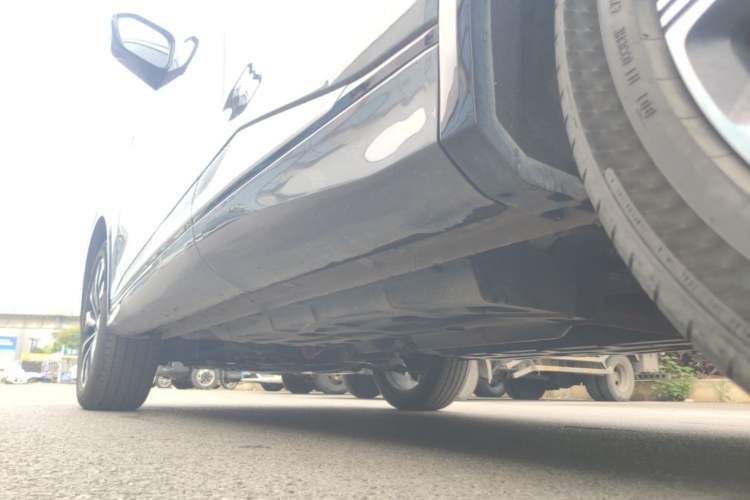 Used CHANGAN CS75 PLUS 2025 4th Generation UItra 2.0T New Blue Whale Smart Intelligent Powertrain Version Left Side Sill