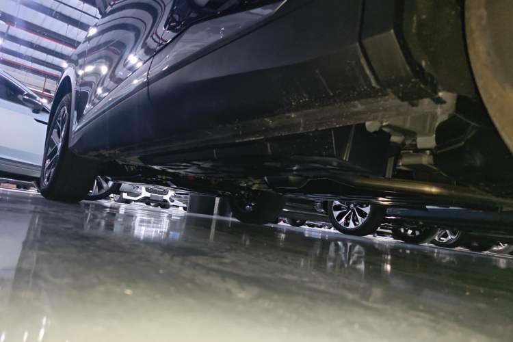 Used CHANGAN CS75 PLUS 2025 Model, 4th Generation 1.5T New Blue Whale Smart Excellence Version Left Side Sill