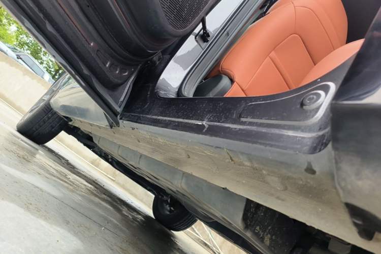 Used CHANGAN CS75 PLUS 2025 4th Generation 1.5T New Blue Whale Smart Flagship Version Left Side Sill