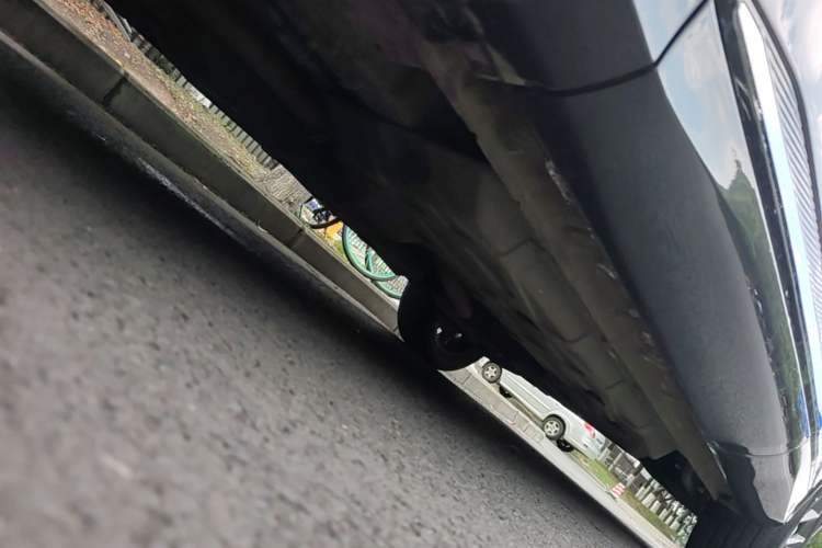 Used CHANGAN CS75 PLUS 2025 4th Generation 1.5T New Blue Whale Smart Luxury Edition Left Side Sill