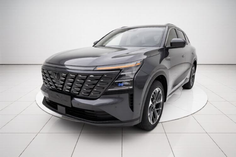 Ojetý CHANGAN CS75 PLUS 2025 4th Generation 1.5T New Blue Whale Smart Flagship Version Guazi used car, China used car export, Used car for sale, Used cars, Cheapest cars for sale
