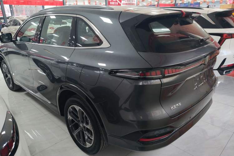 Used CHANGAN CS75 PLUS 2025 4th Generation 1.5T New Blue Whale Smart Luxury Edition Rear Left 45 Deg
