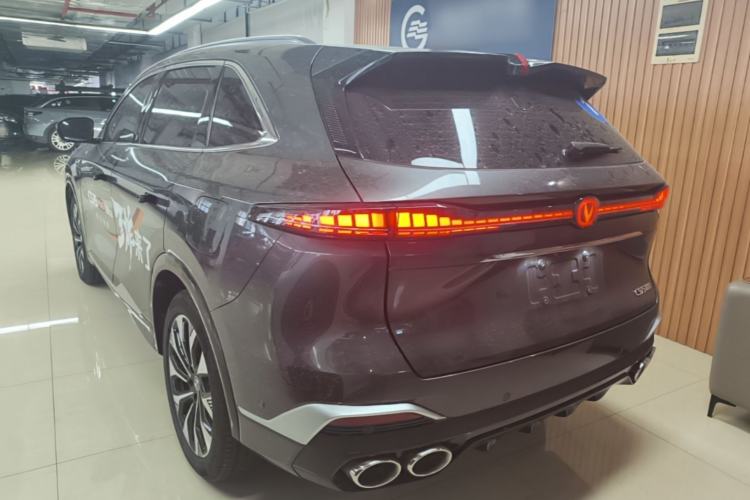 Used CHANGAN CS75 PLUS 2025 4th Generation UItra 2.0T New Blue Whale Smart Intelligent Powertrain Version Rear Left 45 Deg