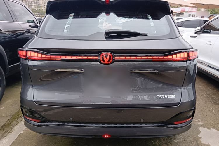 Used CHANGAN CS75 PLUS 2025 4th Generation 1.5T New Blue Whale Smart Luxury Edition Rear