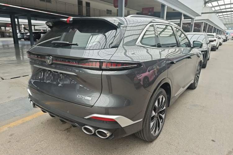 Used CHANGAN CS75 PLUS 2025 4th Generation UItra 2.0T New Blue Whale Engine – Wind Style Rear Right 45 Deg