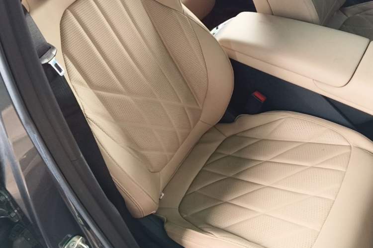 Used CHANGAN CS75 PLUS 2025 4th Generation UItra 2.0T New Blue Whale Smart Intelligent Powertrain Version Right Front Seat