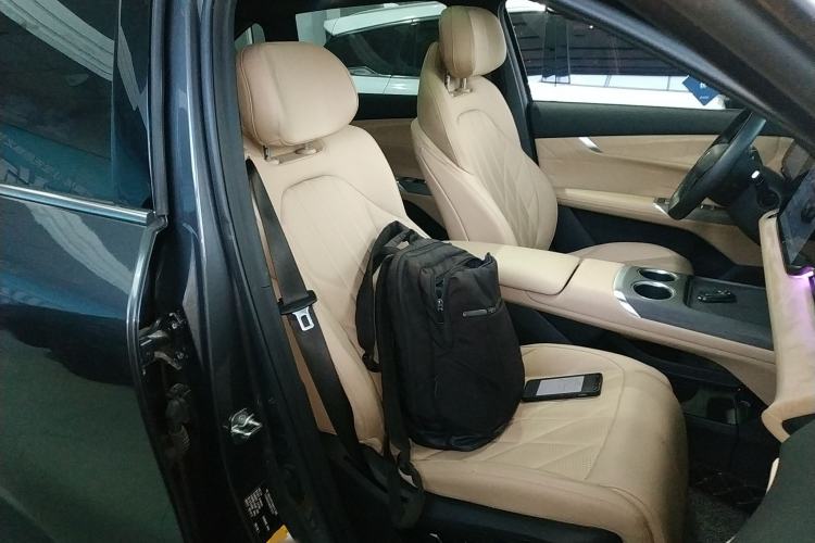 Used CHANGAN CS75 PLUS 2025 4th Generation 1.5T New Blue Whale Smart Flagship Version Right Front Seat
