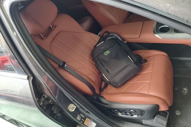 Used CHANGAN CS75 PLUS 2025 4th Generation 1.5T New Blue Whale Smart Luxury Edition Right Front Seat