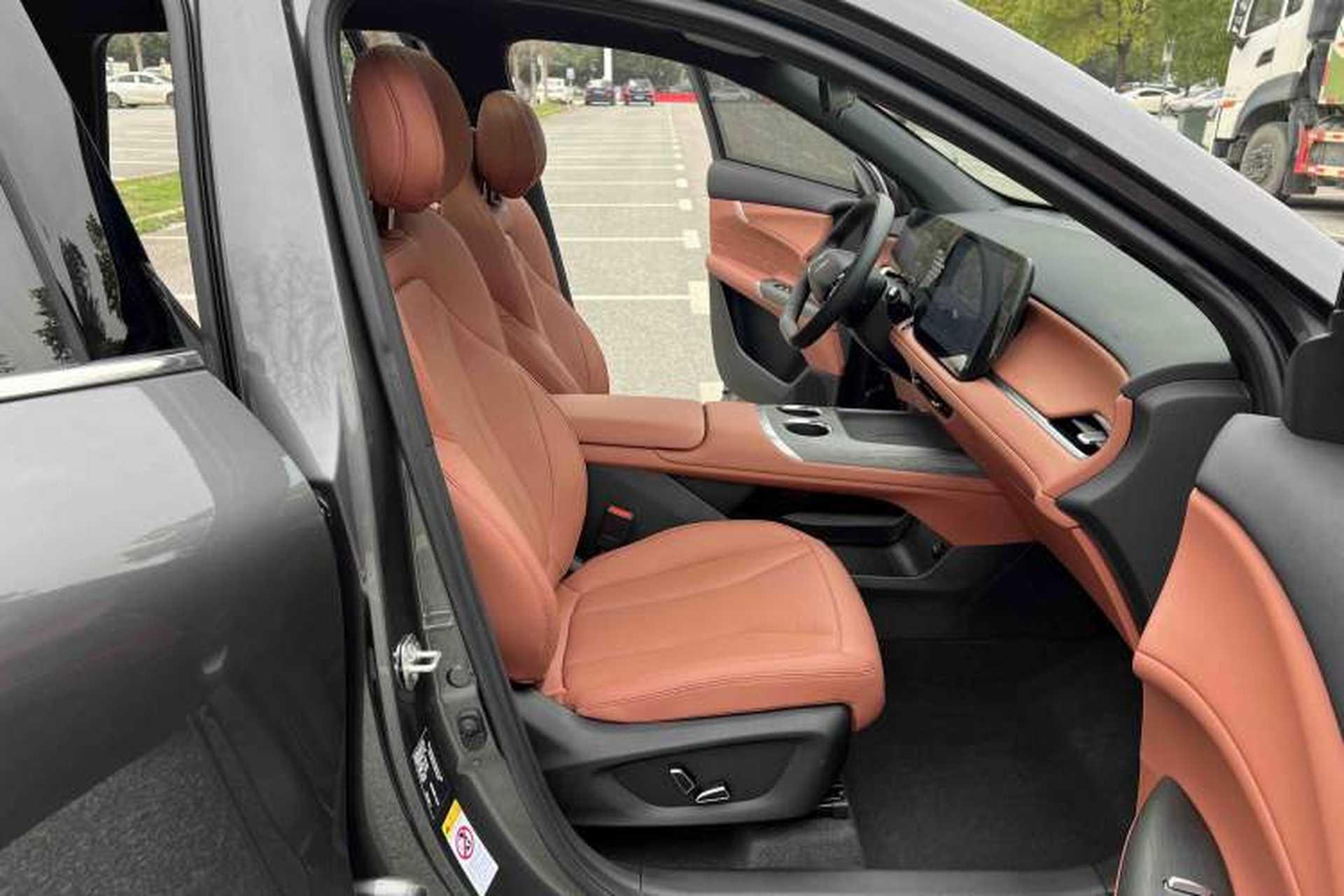 Used CHANGAN CS75 PLUS 2025 4th Generation 1.5T New Blue Whale Smart Whale Enjoyment Edition Right Front Seat