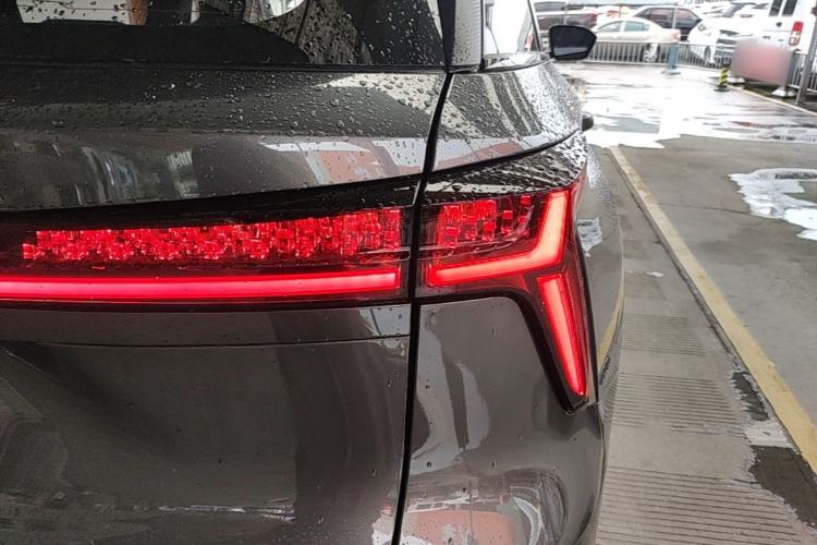 Used CHANGAN CS75 PLUS 2025 Model, 3rd Generation Champion Edition 1.5T Jinghang Version Right Rear Taillight