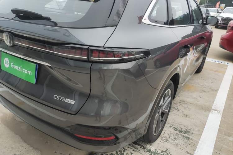 Used CHANGAN CS75 PLUS 2025 4th Generation 1.5T New Blue Whale Smart Flagship Version Right Rear Taillight