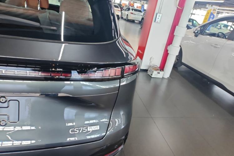 Used CHANGAN CS75 PLUS 2025 4th Generation 1.5T New Blue Whale Smart Flagship Version Right Rear Taillight