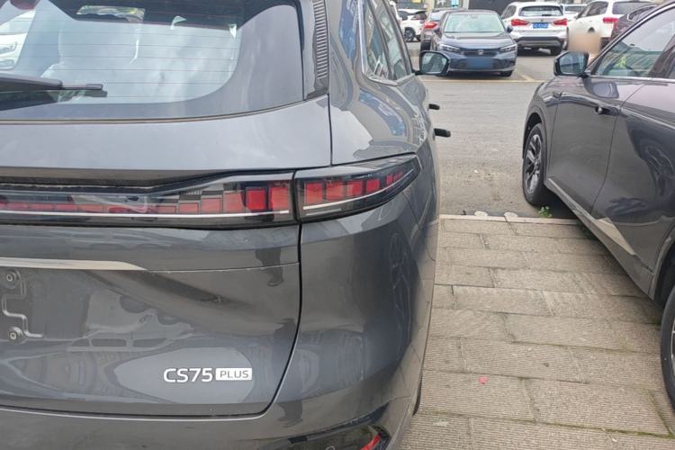Used CHANGAN CS75 PLUS 2025 4th Generation 1.5T New Blue Whale Smart Luxury Edition Right Rear Taillight