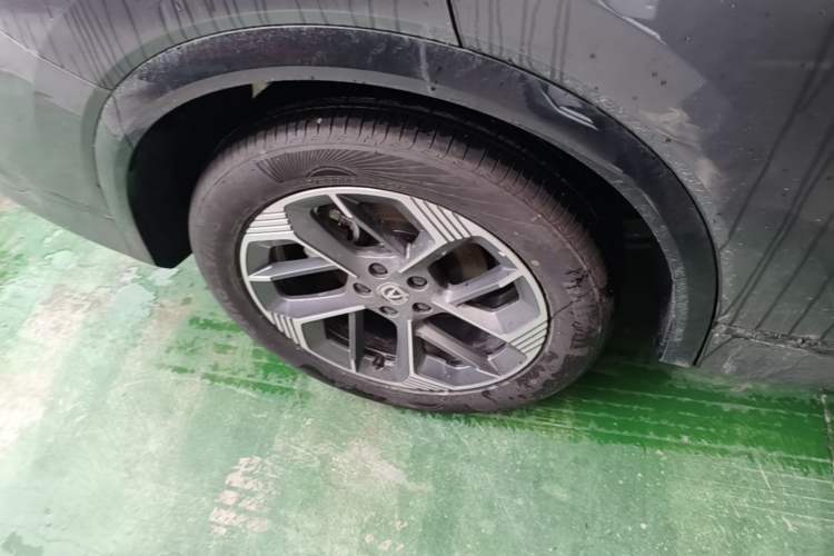 Used CHANGAN CS75 PLUS 2025 4th Generation 1.5T New Blue Whale Smart Luxury Edition Right Rear Wheel Hub