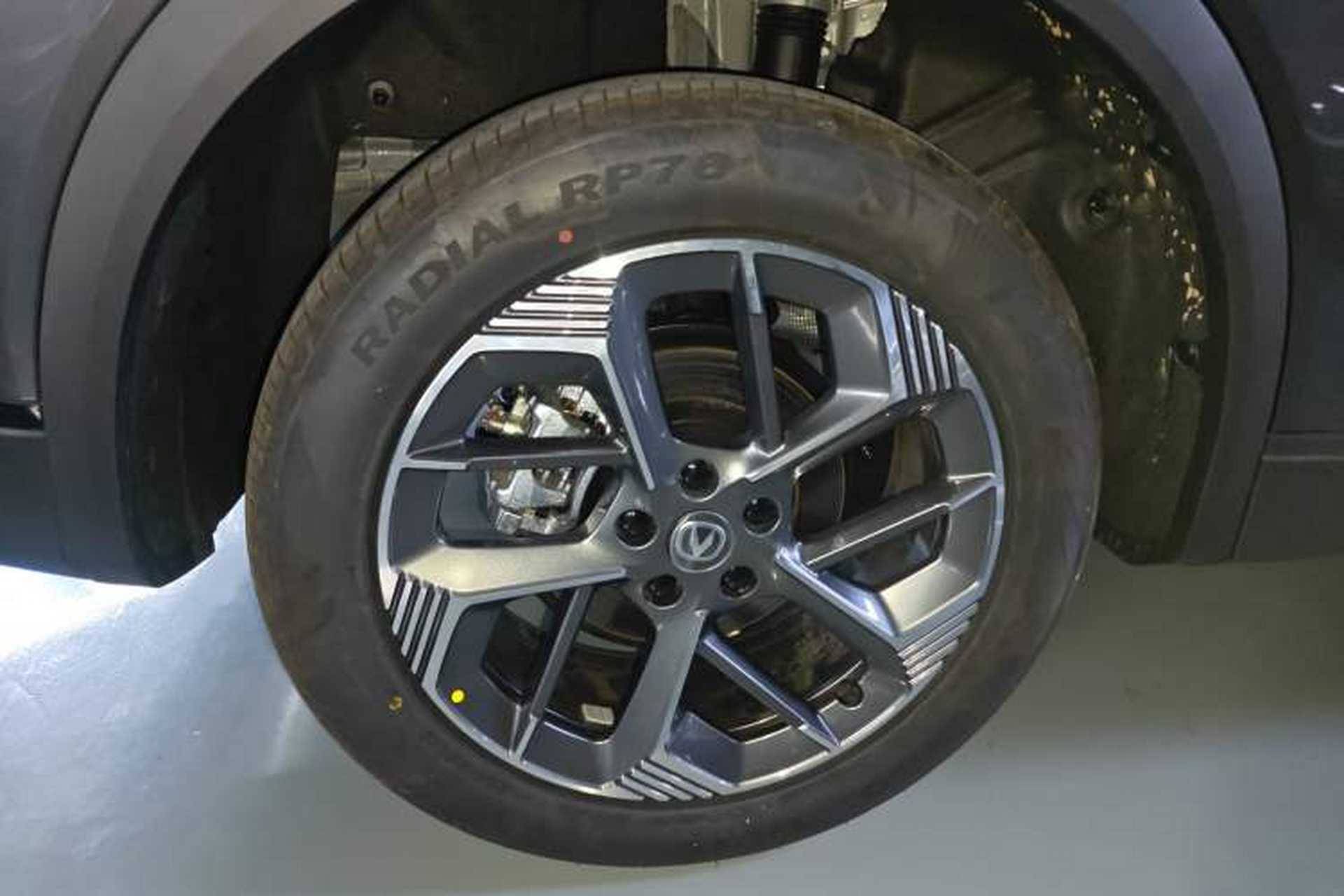Used CHANGAN CS75 PLUS 2025 Model, 4th Generation 1.5T New Blue Whale Smart Excellence Version Right Rear Wheel Hub