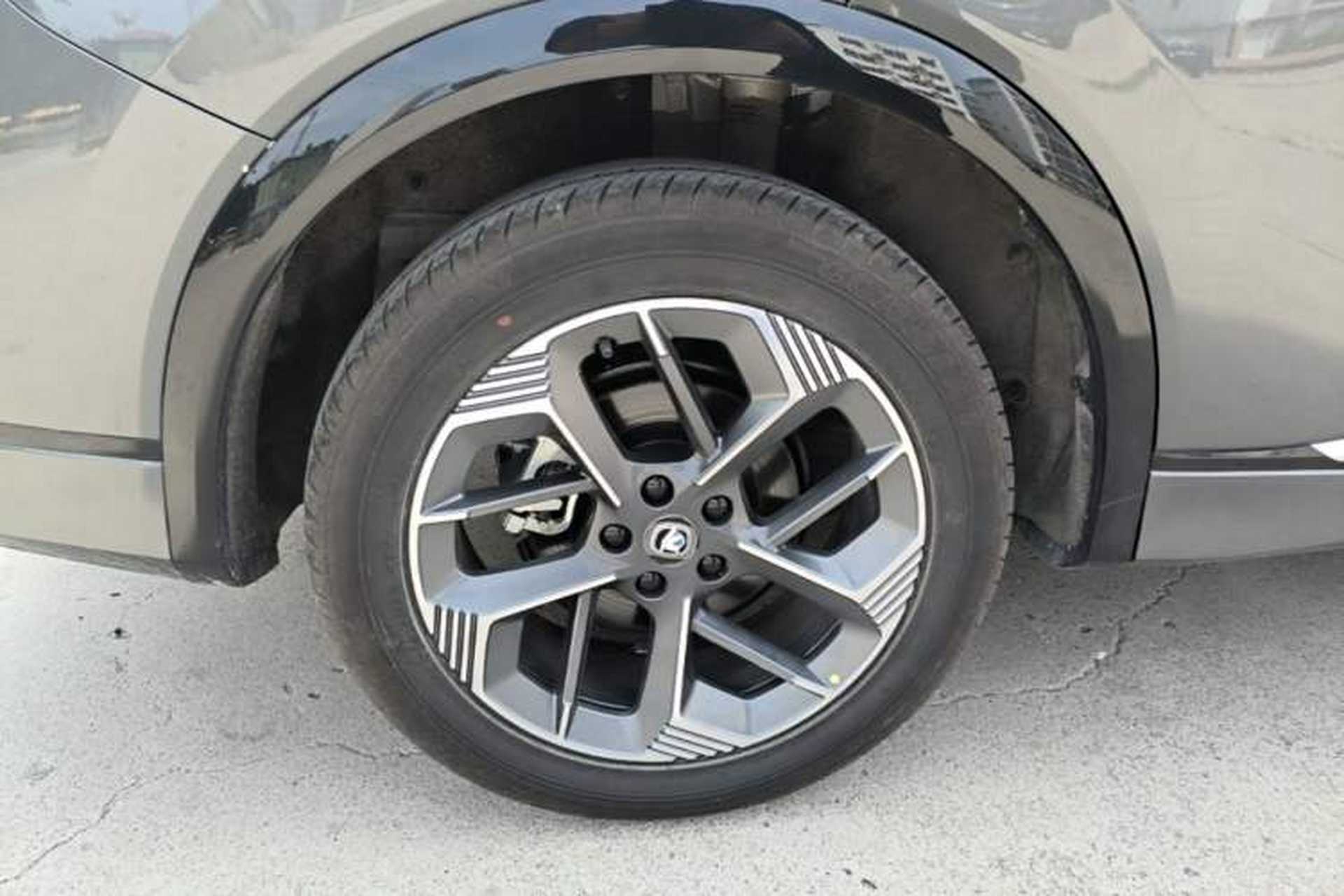 Used CHANGAN CS75 PLUS 2025 4th Generation 1.5T New Blue Whale Smart Luxury Edition Right Rear Wheel Hub