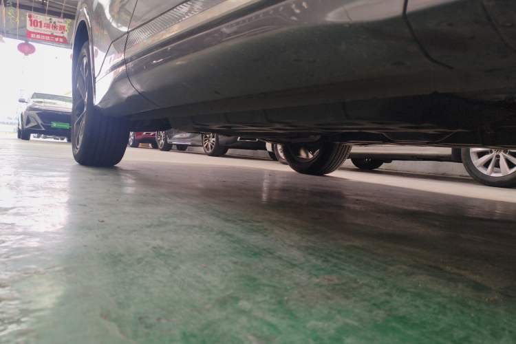 Used CHANGAN CS75 PLUS 2025 4th Generation 1.5T New Blue Whale Smart Luxury Edition Right Side Sill