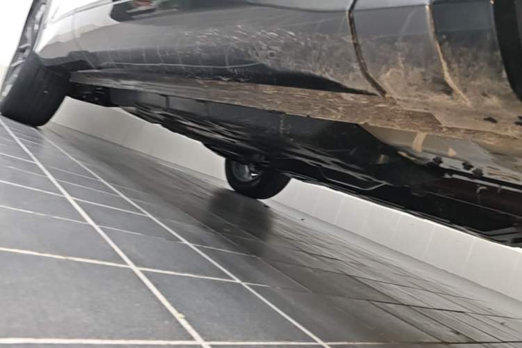 Used CHANGAN CS75 PLUS 2025 4th Generation 1.5T New Blue Whale Smart Luxury Edition Right Side Sill