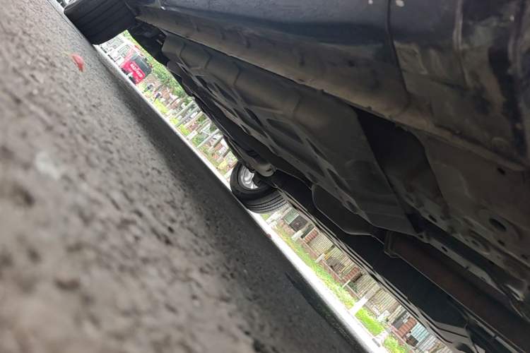 Used CHANGAN CS75 PLUS 2025 4th Generation 1.5T New Blue Whale Smart Luxury Edition Right Side Sill