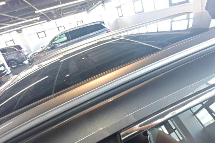 Used CHANGAN CS75 PLUS 2025 4th Generation 1.5T New Blue Whale Smart Flagship Version Roof