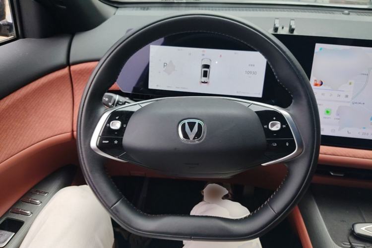 Used CHANGAN CS75 PLUS 2025 4th Generation 1.5T New Blue Whale Smart Luxury Edition Steering Wheel