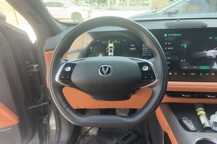 Used CHANGAN CS75 PLUS 2025 4th Generation 1.5T New Blue Whale Smart Flagship Version Steering Wheel