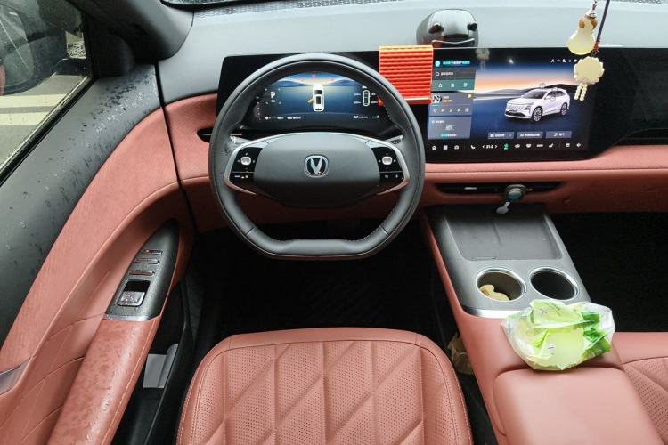 Used CHANGAN CS75 PLUS 2025 4th Generation 1.5T New Blue Whale Smart Luxury Edition Steering Wheel