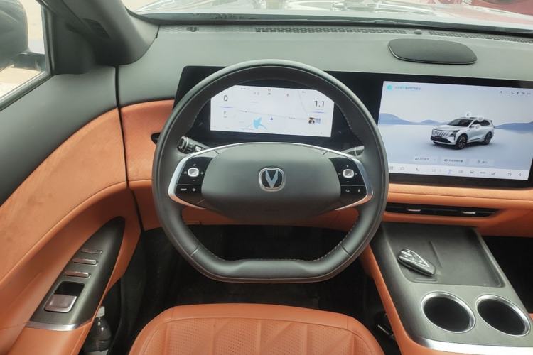 Used CHANGAN CS75 PLUS 2025 4th Generation 1.5T New Blue Whale Smart Flagship Version Steering Wheel