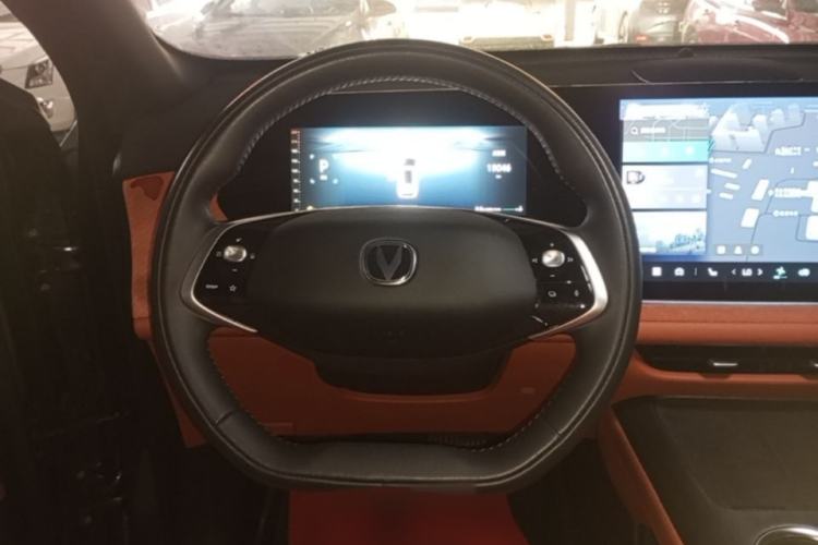 Used CHANGAN CS75 PLUS 2025 4th Generation 1.5T New Blue Whale Smart Flagship Version Steering Wheel