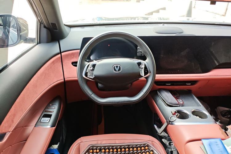 Used CHANGAN CS75 PLUS 2025 4th Generation 1.5T New Blue Whale Smart Flagship Version Steering Wheel