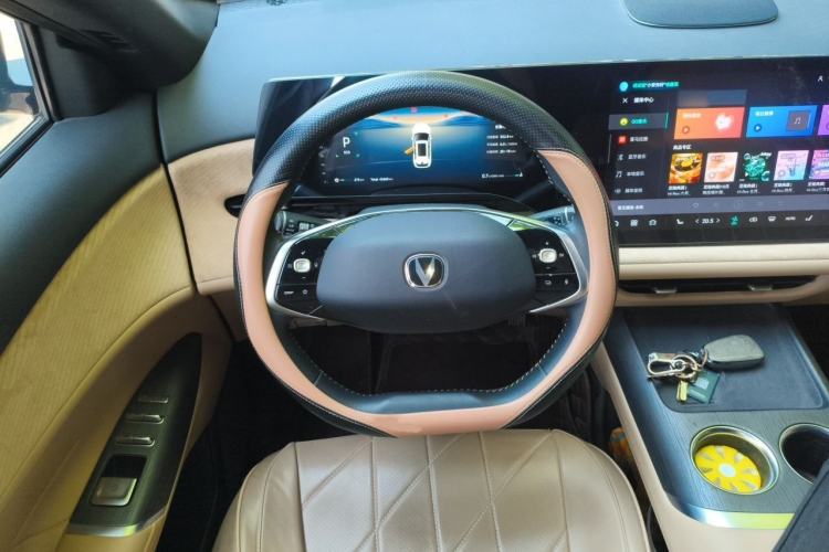 Used CHANGAN CS75 PLUS 2025 4th Generation 1.5T New Blue Whale Smart Flagship Version Steering Wheel