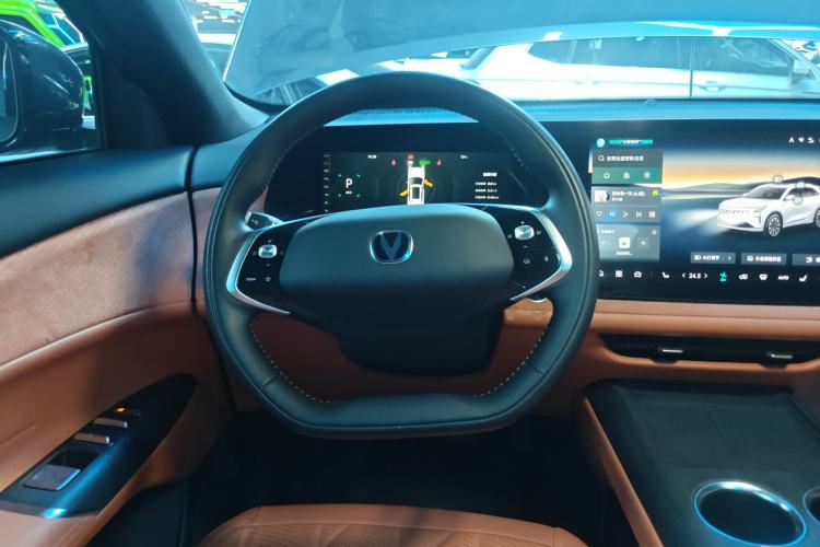 Used CHANGAN CS75 PLUS 2025 4th Generation 1.5T New Blue Whale Smart Luxury Edition Steering Wheel