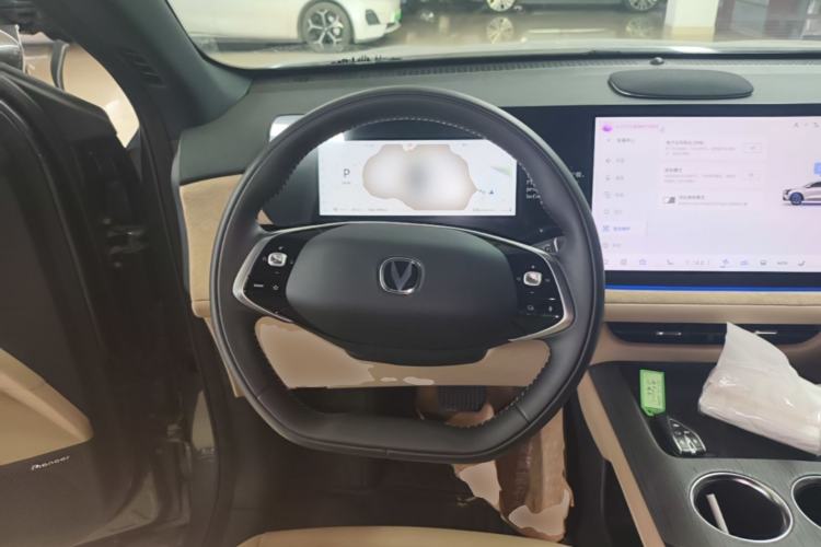 Used CHANGAN CS75 PLUS 2025 4th Generation UItra 2.0T New Blue Whale Smart Intelligent Powertrain Version Steering Wheel