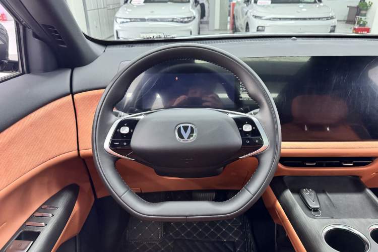 Used CHANGAN CS75 PLUS 2025 4th Generation 1.5T New Blue Whale Smart Luxury Edition Steering Wheel