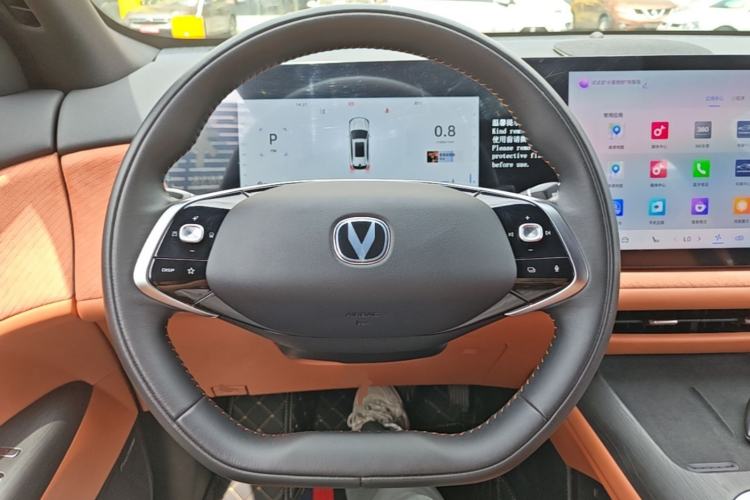 Used CHANGAN CS75 PLUS 2025 4th Generation 1.5T New Blue Whale Smart Flagship Version Steering Wheel