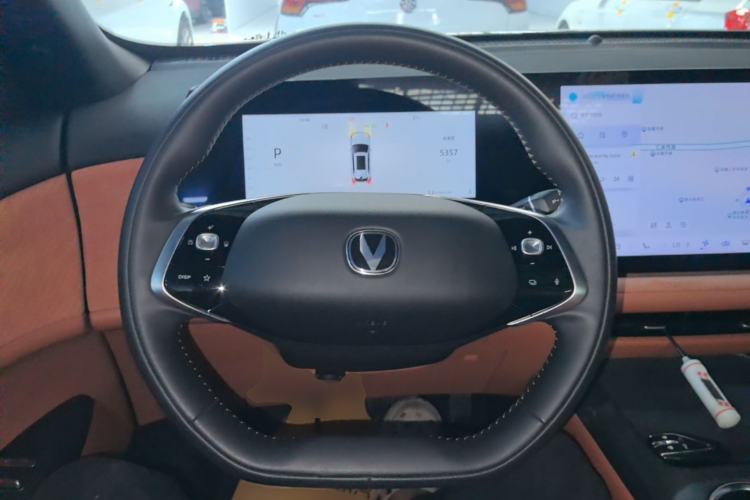 Used CHANGAN CS75 PLUS 2025 4th Generation 1.5T New Blue Whale Smart Luxury Edition Steering Wheel